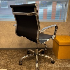 【ジャンク品・無料】オフィスチェア スチール脚 デスクチェア オフィス 回転の画像