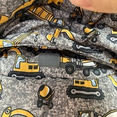 未着用　H&M 子供用中綿入りジャケット　135サイズの画像