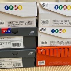 子供靴　空箱　6個の画像