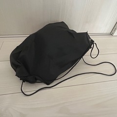 ブラックチェック柄 オシャレヘルメットの画像