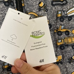 未着用　H&M 子供用中綿入りジャケット　135サイズの画像
