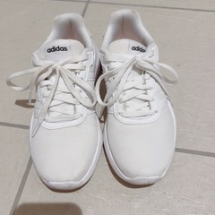 adidas スニーカー　数回使用　取引中
の画像