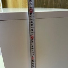 キッチンの棚には電子レンジや炊飯器などを置くことができます。 の画像