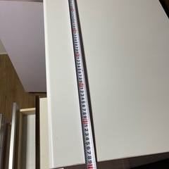 キッチンの棚には電子レンジや炊飯器などを置くことができます。 の画像