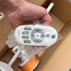 🌟 LEDシーリングスポットライト（ランプ・リモコン付き）の画像