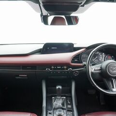 ✨今だけ頭金0円‼✨マツダ MAZDA3 ファストバック 　２０Ｓ　バーガンディーセレクションの画像