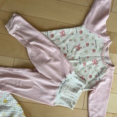 ベビー　パジャマ　80、90の画像