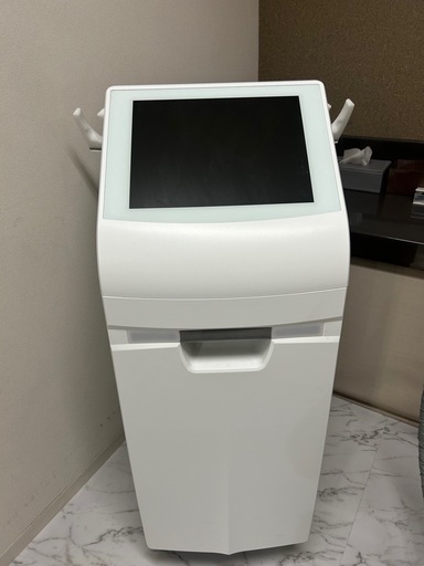 バイマッハプロ　脱毛機　光源交換済♪