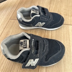 ニューバランススニーカー　13.5の画像