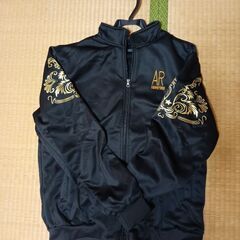 値下げしました。ジャージ上下の画像