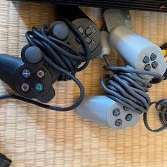 PlayStation 2 本体 コントローラー付きの画像