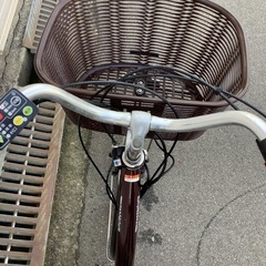 721  ヤマハ新機種電動アシスト自転車pasnatura26インチブラウンアルミボディーの画像