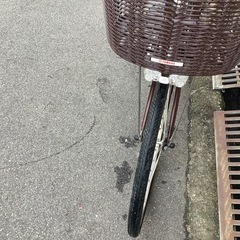 721  ヤマハ新機種電動アシスト自転車pasnatura26インチブラウンアルミボディーの画像