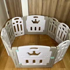 ベビーサークルの画像