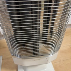 ダイキン　電気ストーブの画像