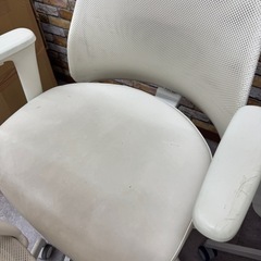 イス4脚の画像