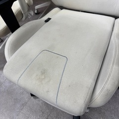 イス4脚の画像