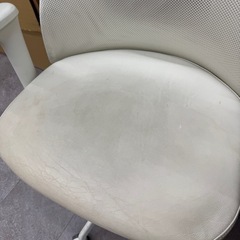イス4脚の画像