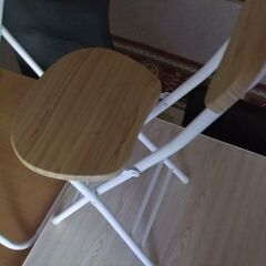小型　折り畳みテーブル　椅子の画像