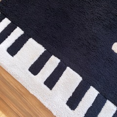 ピアノ柄 玄関マットの画像