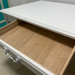 洋風ローテーブル ホワイトキャビネット イタリア ビンテージ ロココ調 猫脚 姫系家具 ホワイト家具 アンティーク ローテーブルの画像