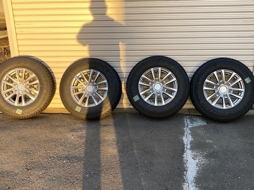 ホイール付スタッドレスタイヤ