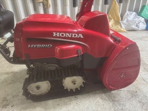 委託品です。HONDA HSS1170i ホンダ ハイブリッド除雪機
