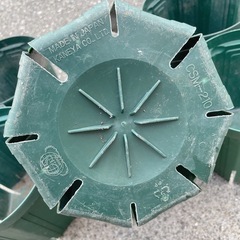 カネヤのスリット鉢 21cm 7号鉢の画像