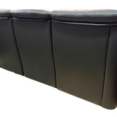 NO.2601 ３人掛けソファ 革 黒 家具 中古の画像