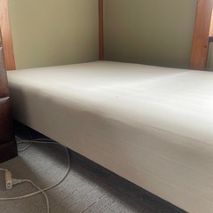 『あげます！』脚付シングルベットの画像