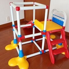 すべり台・ジャングルジムの画像