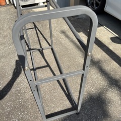 タイヤ収納ラック　2段積みの画像