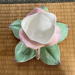 カップ＆ソーサー  バラの型の画像