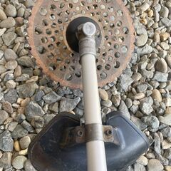 エンジン刈払機 新ダイワ shindaiwa RA220-S 中古【状態良】の画像