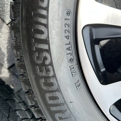引渡決定【青森】175/65R15 トヨタアクア　15インチ　PCD100 4穴　ブリヂストンVRX3 スタットレスタイヤ　ホイールセット４本　2021年　中古　バリ溝 イボ残の画像