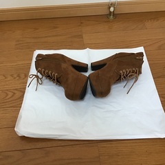 女性用リップミングショートブーツの画像