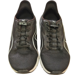 PUMA SoftRide ブラックスニーカー 25.5cmの画像