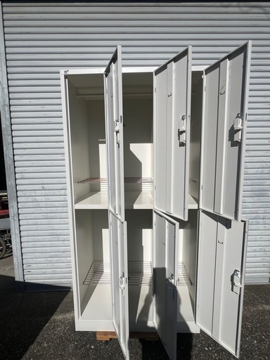 名古屋市内お届け無料179×90×51ロッカー鍵付き