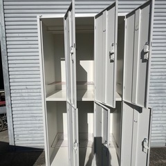 名古屋市内お届け無料179×90×51ロッカー鍵付きの画像