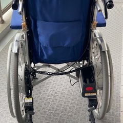 値下げしました　YAMAHA電動車椅子＋充電器＋バッテリー2つ の画像