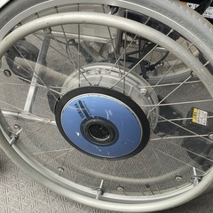 値下げしました　YAMAHA電動車椅子＋充電器＋バッテリー2つ の画像