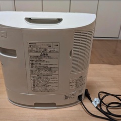 パナソニック 加湿機能付きセラミックファン ヒーターの画像