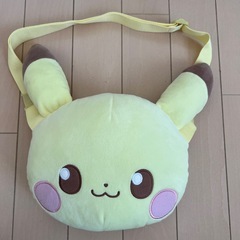 ふわふわカビゴン＆ピカチュウカバンセットの画像