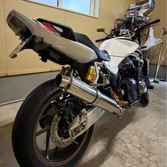 ホンダ CB1300SF 走行距離4,955km 綺麗 25周年記念モデルの画像