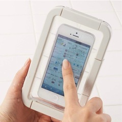 無印良品　お風呂用防水　スマホカバーの画像