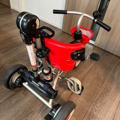 三輪車の画像