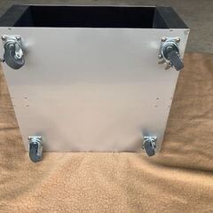 テレビ台　金庫台　中古品の画像
