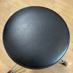 【割と綺麗です】Perl•ドラム•楽器用椅子の画像