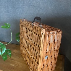 ピクニックバスケット カゴ かごの画像