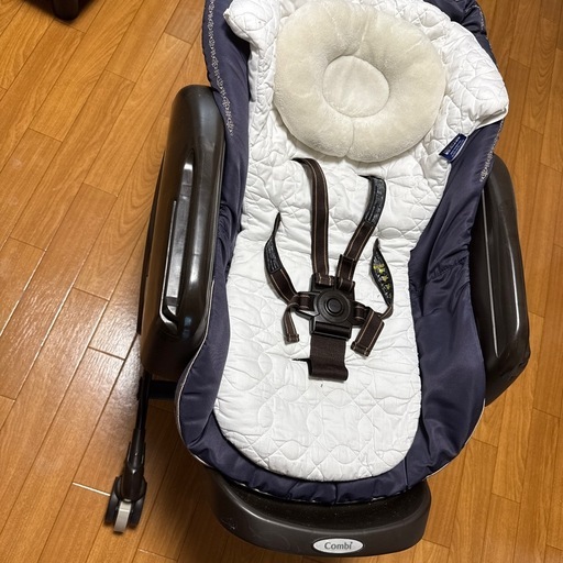 combi　電動ハイローチェア